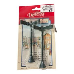 Street Sign‎ Set Of 2 Lemax Dickensvale Collectibles